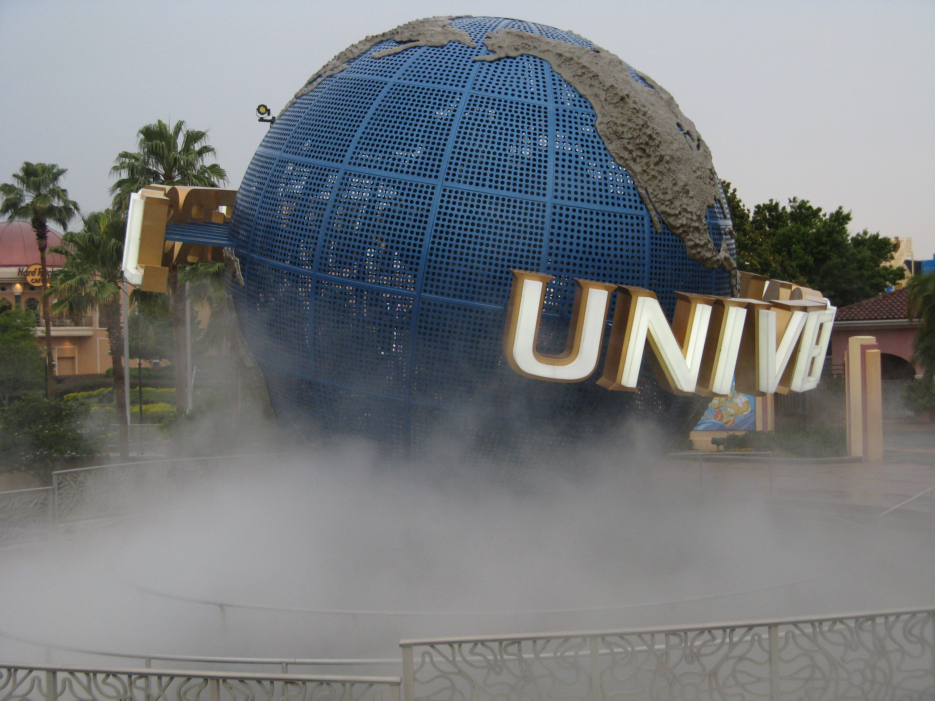 Universal Globe