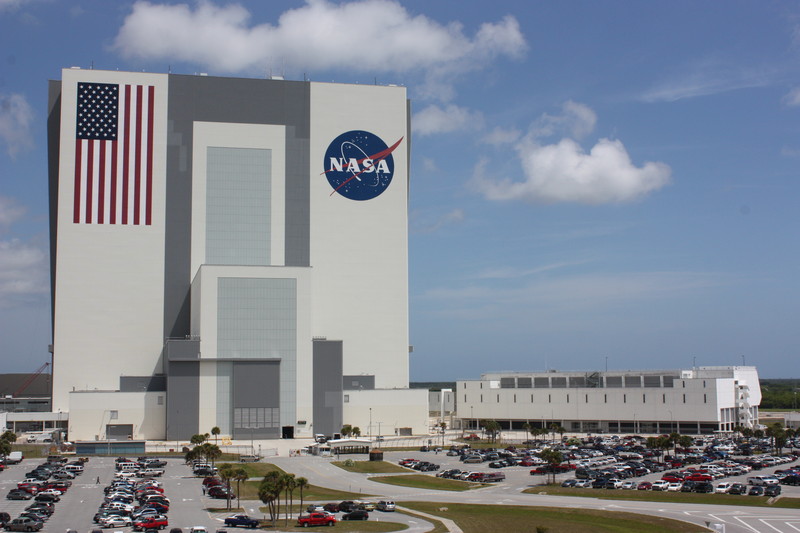 The VAB and Mission Control