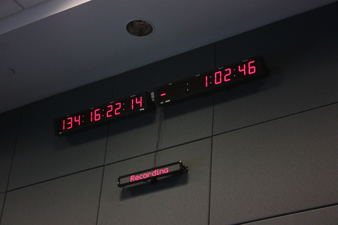 ISS time and launch countdown