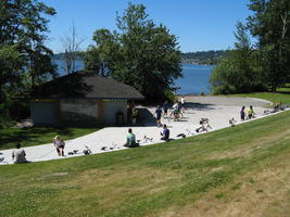 Matthews Beach Park on the Burke-Gilman Bike Trail